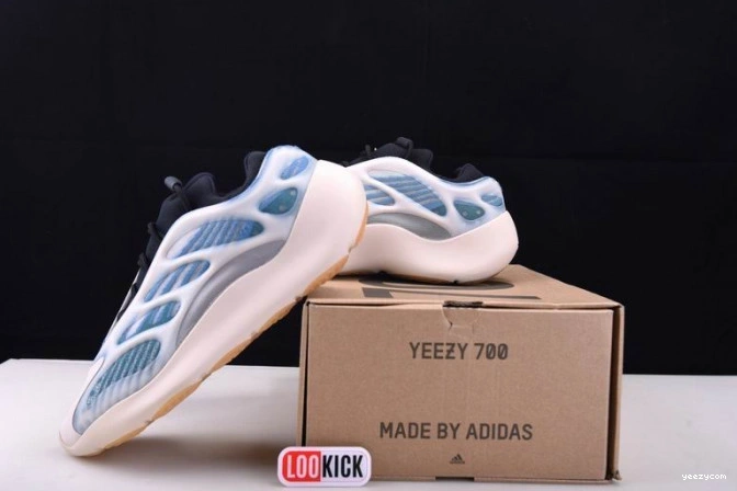 V3 ADIDAS YEEZY GY0260 700 0817